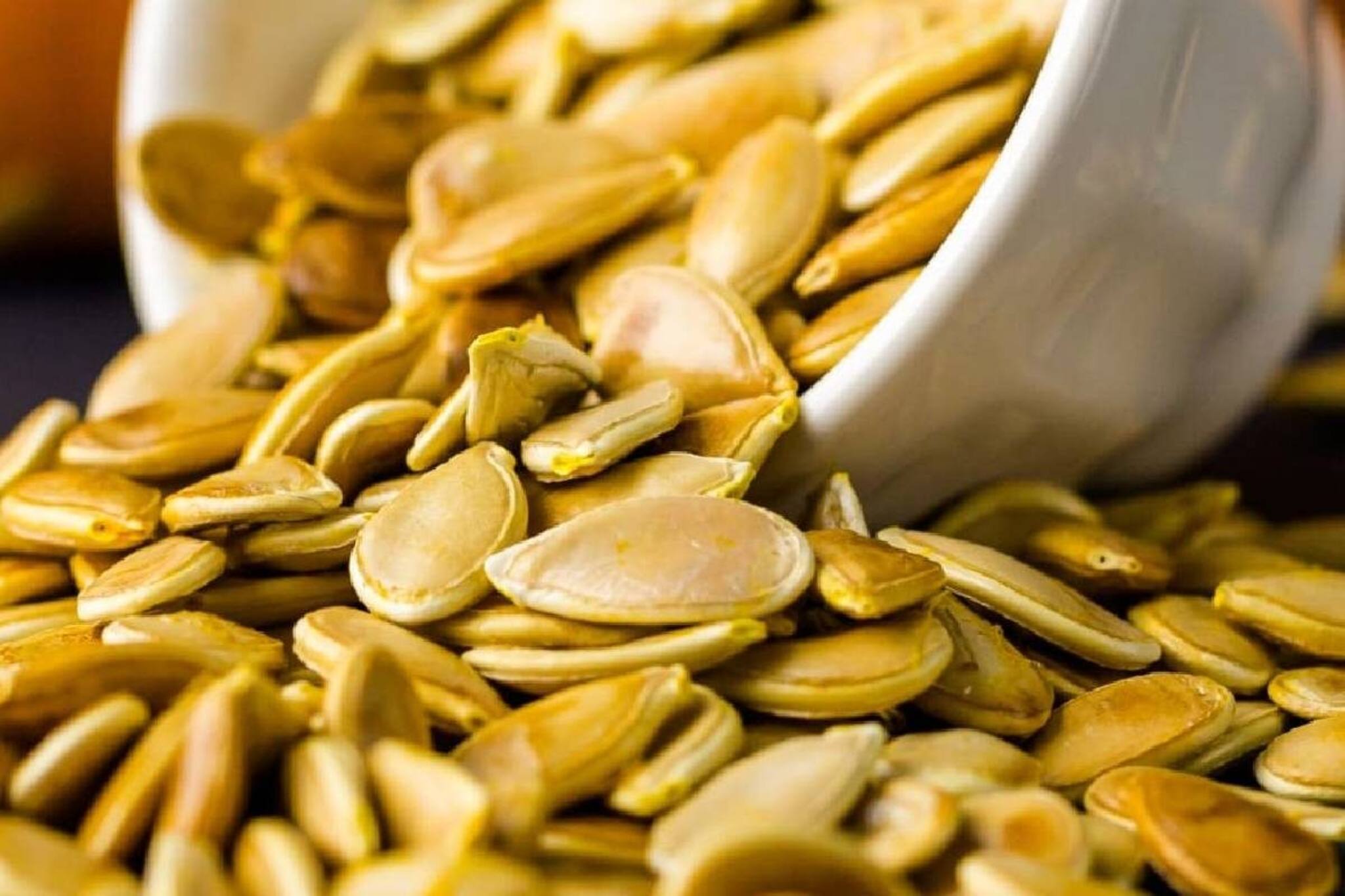 Pumpkin Seeds: ഉറക്കക്കുറവിനും രോഗപ്രതിരോധ ശേഷിക്കും ഈ കുഞ്ഞൻ വിത്ത് ബെസ്റ്റാ!!
