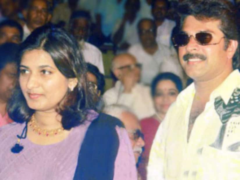  പ്രീഡിഗ്രിക്ക് പഠിക്കുന്ന കുട്ടിയായിരുന്നു സുൽഫത്ത് അന്ന്. മമ്മൂട്ടി ഇന്നത്തെ സിനിമാ താരവും ആയിട്ടില്ലായിരുന്നു. പി.എ. മുഹമ്മദ് കുട്ടി എൽ.എൽ.ബി. എന്ന ചെറുപ്പക്കാരനായ അഡ്വക്കേറ്റായിരുന്നു. എന്നാൽ, വിവാഹം കഴിഞ്ഞതിന് പിന്നാലെയാണ് മമ്മൂട്ടിക്ക് സിനിമയിൽ അഭിനയിക്കാനുള്ള അവസരം ലഭിച്ചത്. സുൽഫത്തുമായുള്ള വിവാഹം കഴിഞ്ഞ് കൃത്യം ഏഴാമത്തെ ദിവസമാണ് മമ്മൂട്ടി അഭിനയത്തിലേക്ക് എത്തുന്നത്.