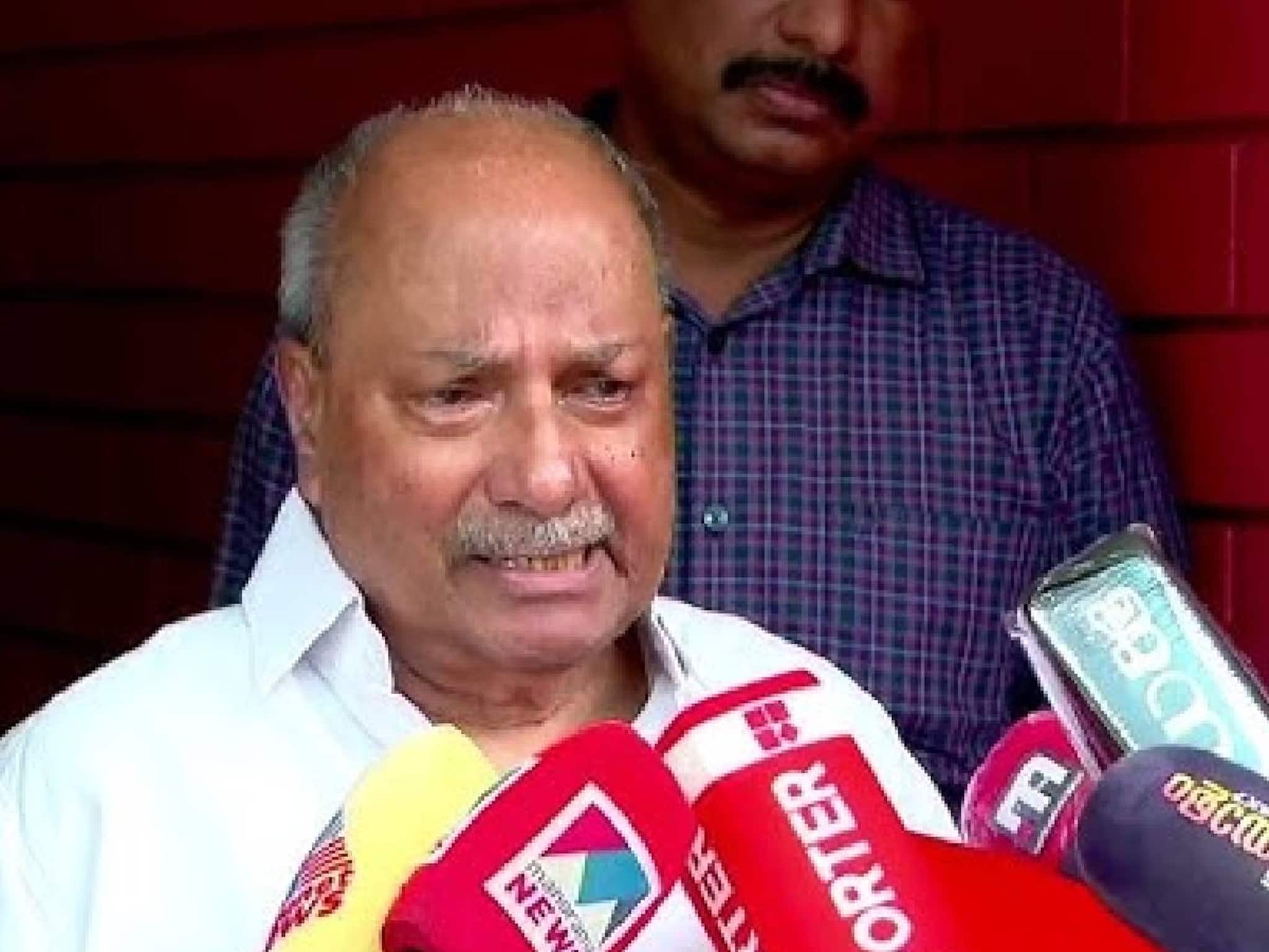 മുത്തങ്ങ വെടിവെപ്പിലും ശിവഗിരിയിലെ പൊലീസ് നടപടിയിലും പഴി എനിക്കു മാത്രം; എ.കെ ആന്റണി