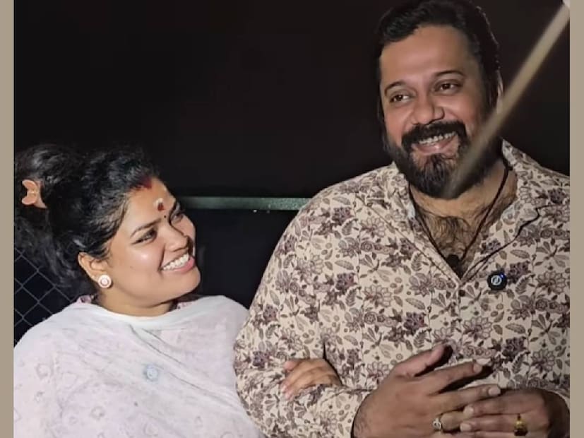 ബാലയുടെയും കോകിലയുടെയും പേരിലാണ് ബാല എലിസബത്തിനു വേണ്ടി കുറച്ചുവരികൾ എഴുതി പോസ്റ്റ് ചെയ്തത്. കോകിലയെ വിവാഹം ചെയ്ത ശേഷം, ബാലയും എലിസബത്തും തമ്മിലെ സോഷ്യൽ മീഡിയ, നിയമ യുദ്ധങ്ങൾ ഏവരും അറിഞ്ഞിരുന്നു. ബാലയുടെ കൂടെ ജീവിച്ചിരുന്ന നാളുകളിൽ ഗാർഹിക പീഡനങ്ങൾ നേരിട്ടിരുന്നു എന്ന് എലിസബത്ത് വെളിപ്പെടുത്തിയിരുന്നു. ബാലയുടെ മറ്റൊരു മുൻ ഭാര്യയായ ഗായികയാണ് ഇക്കാര്യങ്ങൾ ആദ്യം പുറത്തുവിട്ടത്. എന്നാൽ, തന്റെ അനുവാദമില്ലതെ അക്കാര്യങ്ങൾ പരസ്യമാക്കിയതിൽ എലിസബത്ത് പിന്നീട് ഗായികയോടുള്ള അതൃപ്തി പ്രകടമാക്കുകയും ചെയ്‌തു (തുടർന്ന് വായിക്കുക)