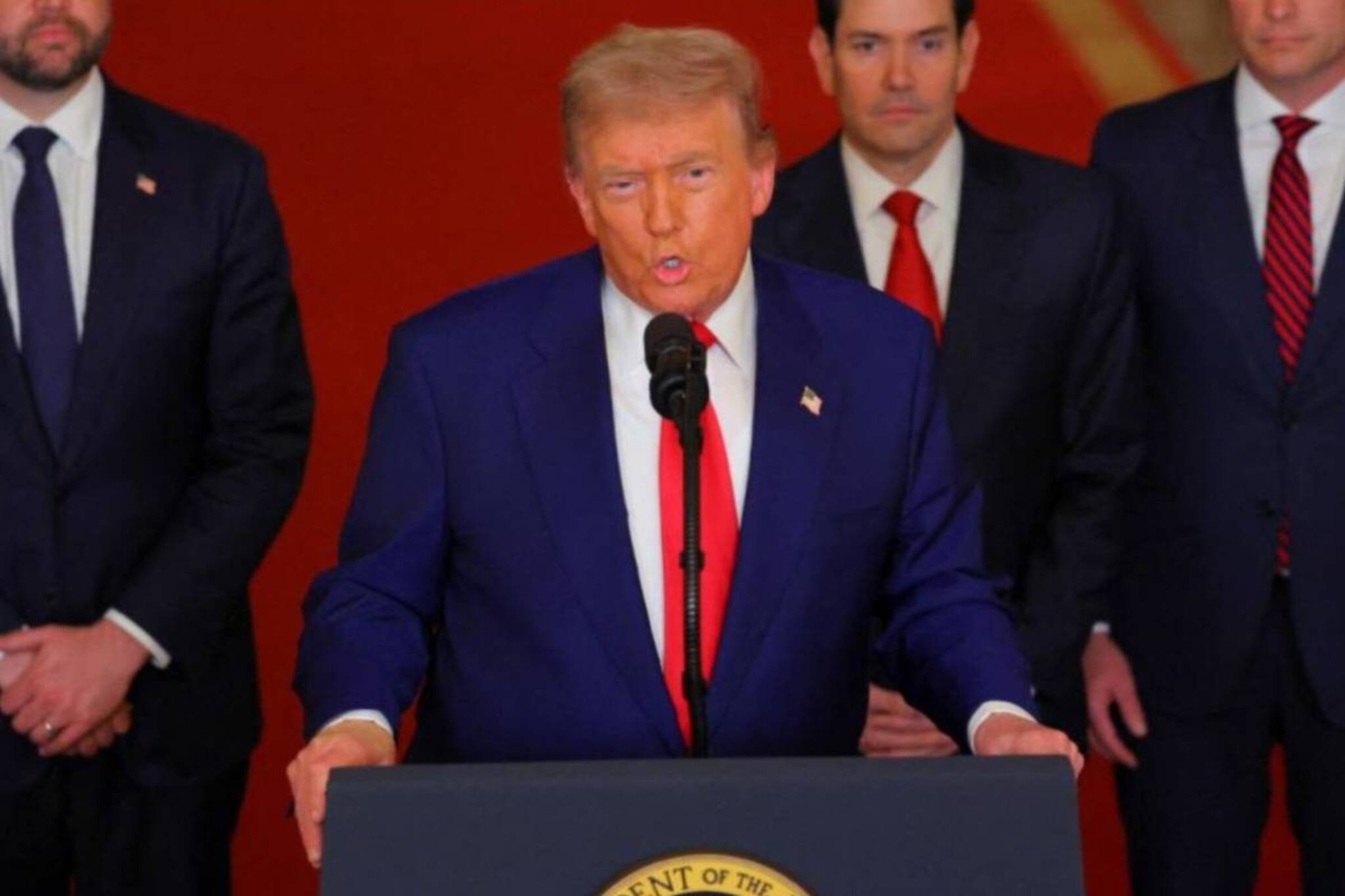 ഇറാൻ - ഇസ്രായേൽ വെടിനിർത്തലിന് ധാരണയായെന്ന് ഡോണൾഡ് ട്രംപ്; '24 മണിക്കൂറിനുള്ളിൽ യുദ്ധം അവസാനിക്കും'