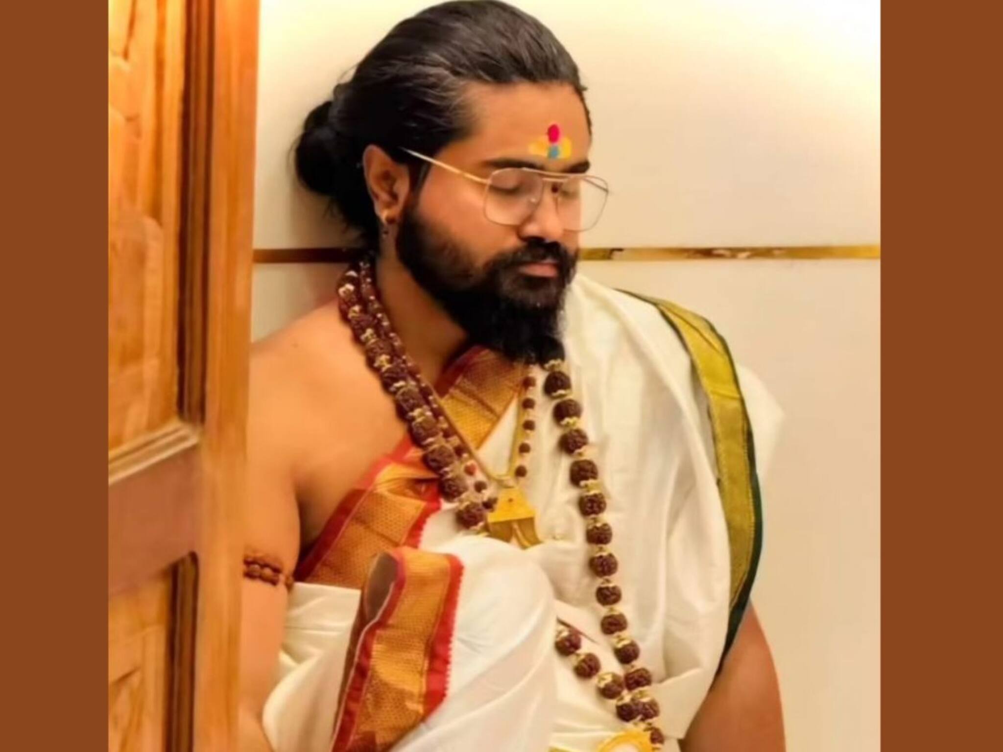 ലൈംഗികത്തൊഴിലാളികളുമായി ശാരീരിക ബന്ധത്തിന് നിര്‍ബന്ധിച്ച 29കാരനായ വ്യാജ സിദ്ധൻ അറസ്റ്റില്‍