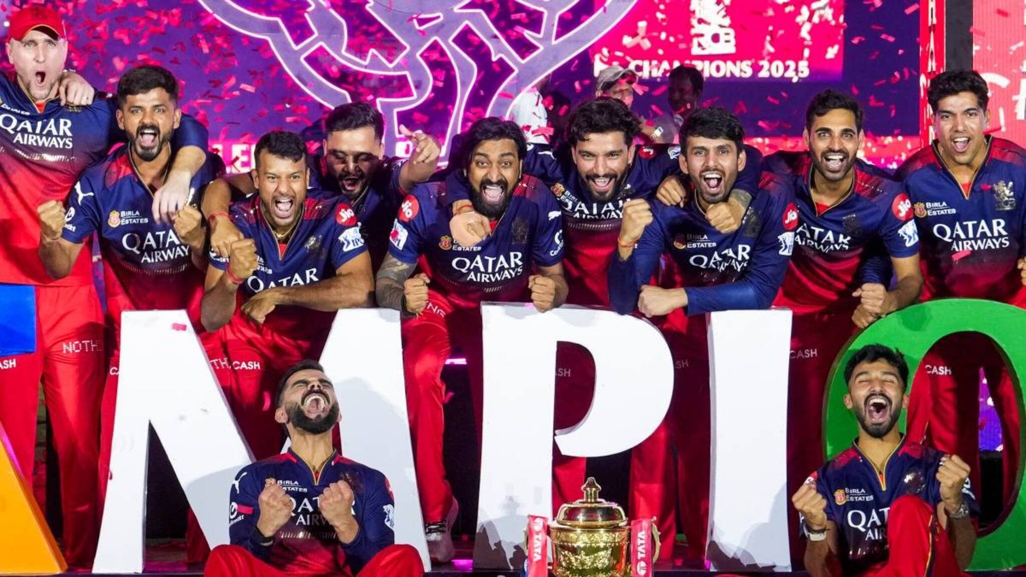 ഐപിഎൽ ചാമ്പ്യന്മാരായ ആർസിബിയെ വിൽക്കാനൊരുങ്ങുന്നുതായി റിപ്പോർട്ട്