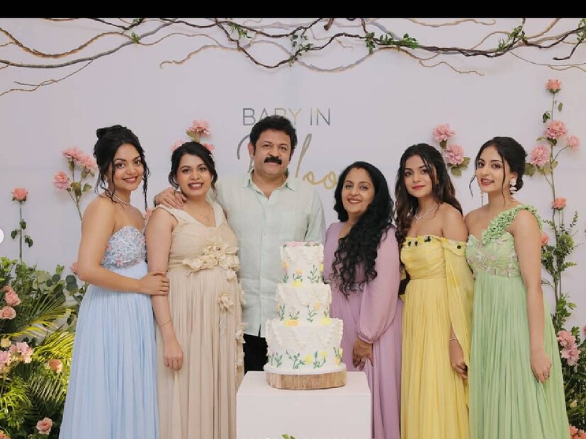 മകൾ ദിയ കൃഷ്ണ പൂർണഗർഭിണിയായിരിക്കെയാണ്‌ ഇങ്ങനെയൊരു കേസ് വന്നുചേരുന്നത്. ഈ സാഹചര്യത്തിൽ കുടുംബാംഗങ്ങൾ ഒന്നിച്ചു നിന്നതാണ് ഹൈലൈറ്റ്. പ്രത്യേകിച്ചും പെണ്മക്കൾ നാലുപേർ ഒറ്റക്കെട്ടായതിൽ അമ്മയെന്ന നിലയിൽ താൻ സന്തോഷവതിയാണ് എന്ന് സിന്ധു കൃഷ്ണ അവരുടെ ഇൻസ്റ്റഗ്രാം സ്റ്റോറിയിൽ പ്രതികരിച്ചിരുന്നു. അവരുടെ അച്ഛൻ കൃഷ്ണകുമാറും അതുപോലെതന്നെ. മകൾക്ക് വേണ്ട പിന്തുണ ഒരുപാട് നൽകിയാണ് അദ്ദേഹം ഈ പ്രതിസന്ധിയിൽ കുടുംബത്തോടൊപ്പം നിന്നത് എന്ന് സിന്ധു. ഇപ്പോൾ ആ കുടുംബത്തെ നേരിട്ടറിയാവുന്നവർ പറയുന്നതും കേൾക്കേണ്ടതുണ്ട് (തുടർന്ന് വായിക്കുക)