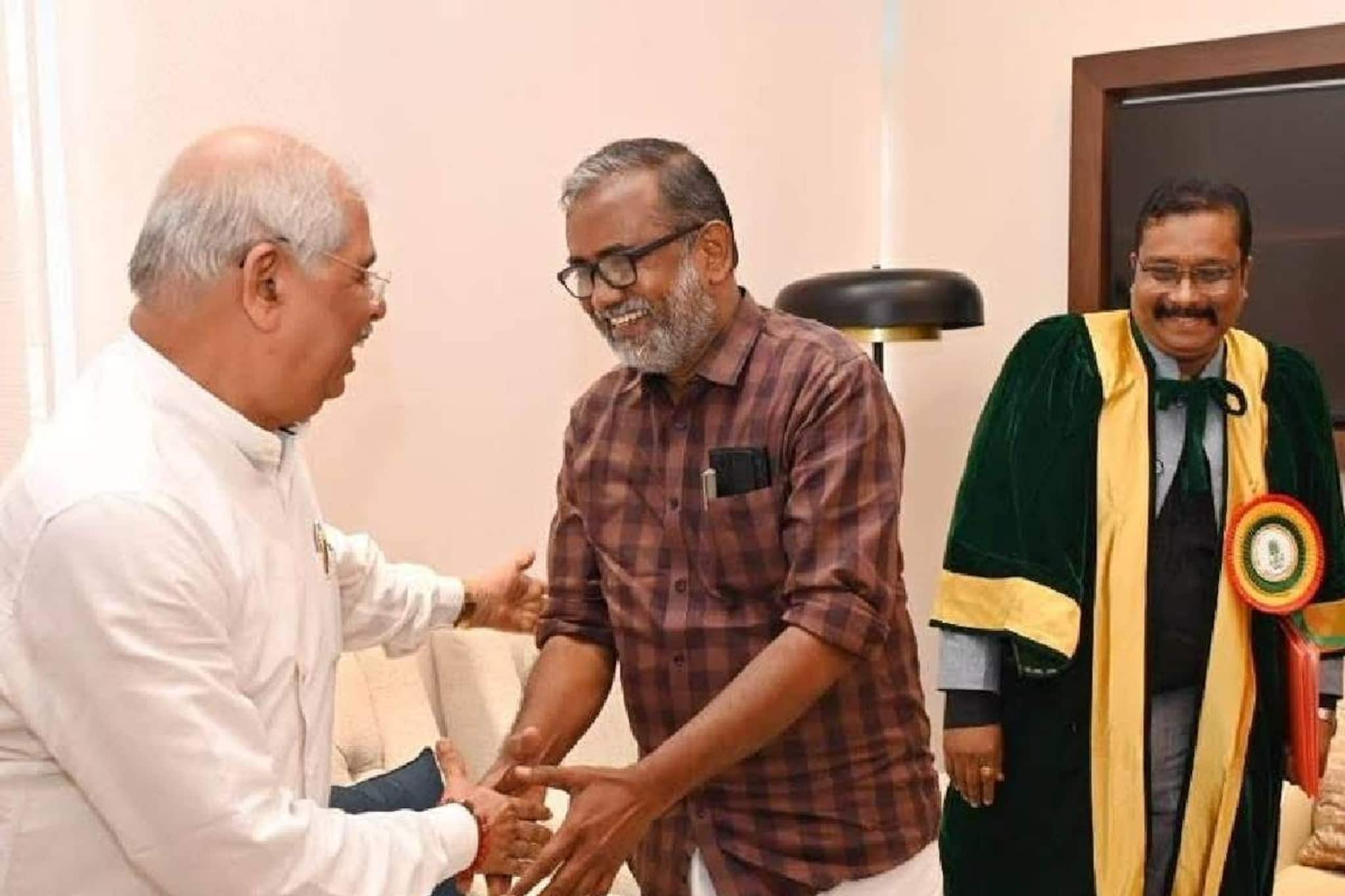 ഭാരതാംബ വിവാദം തുടരുന്നതിനിടെ തിരികൊളുത്തിയ കൃഷി മന്ത്രി പി പ്രസാദിന് ഗവർണറുടെ പ്രശംസ