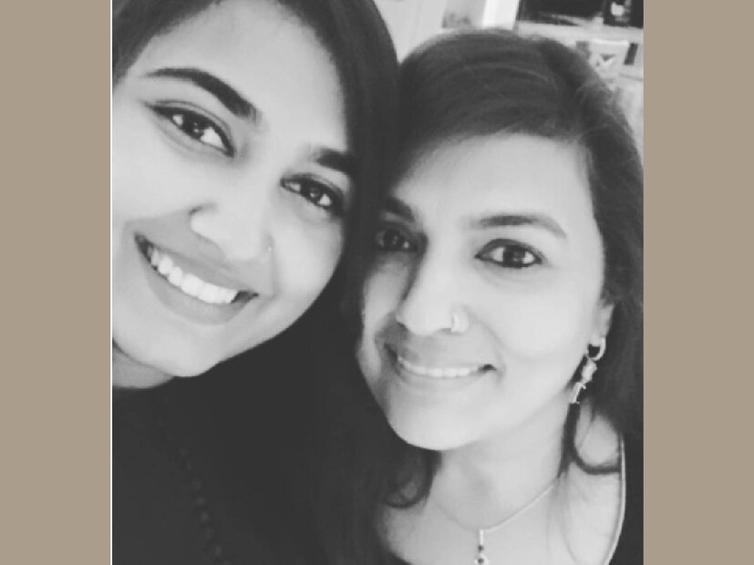 സോഷ്യൽ മീഡിയ സജീവമാകാൻ ആരംഭിച്ചത് മുതൽ, എല്ലാ ജന്മദിനത്തിനും സുചിത്രയ്ക്ക് മോഹൻലാലിന്റേയും മകളുടെയും വക ഒരു ജന്മദിനാശംസ പതിവാണ്. അമ്മയെന്നാൽ, മക്കൾ രണ്ടുപേർക്കും പ്രിയപ്പെട്ടവളാണ്. എന്നാൽ, പ്രണവ് അത്രകണ്ട് സോഷ്യൽ മീഡിയയിൽ സജീവമല്ലാത്തത് കൊണ്ടുതന്നെ പോസ്റ്റുകളിലൂടെയുള്ള സ്നേഹപ്രകടനം കാണാൻ സാധ്യമല്ല. വളരെ വിരളമായി മാത്രമേ പ്രണവ് മോഹൻലാൽ നാട്ടിൽ ഉണ്ടാവുക പോലും ചെയ്യാറുള്ളൂ. എന്നാൽ, വിസ്മയ അങ്ങനെയല്ല. എല്ലായിപ്പോഴും അമ്മയുടെ ജന്മദിനത്തിന് ഒരു പോസ്റ്റ് മസ്റ്റ് ആണ് 