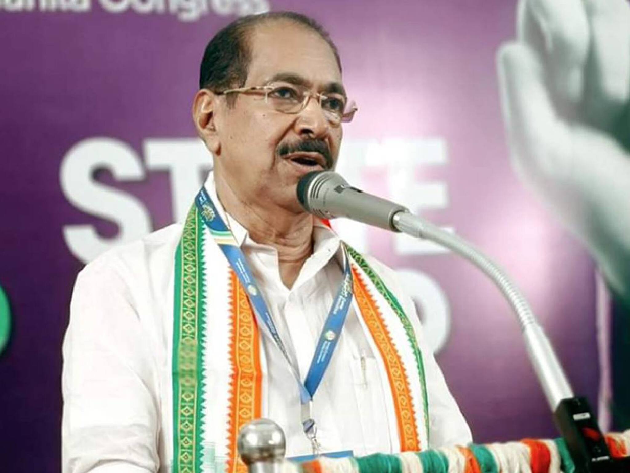 സഭയുടെ അടിസ്ഥാനത്തിലല്ല കോണ്‍ഗ്രസിലെ കാര്യങ്ങള്‍ തീരുമാനിക്കുന്നതെന്ന് കെപിസിസി പ്രസിഡന്റ് സണ്ണി ജോസഫ്