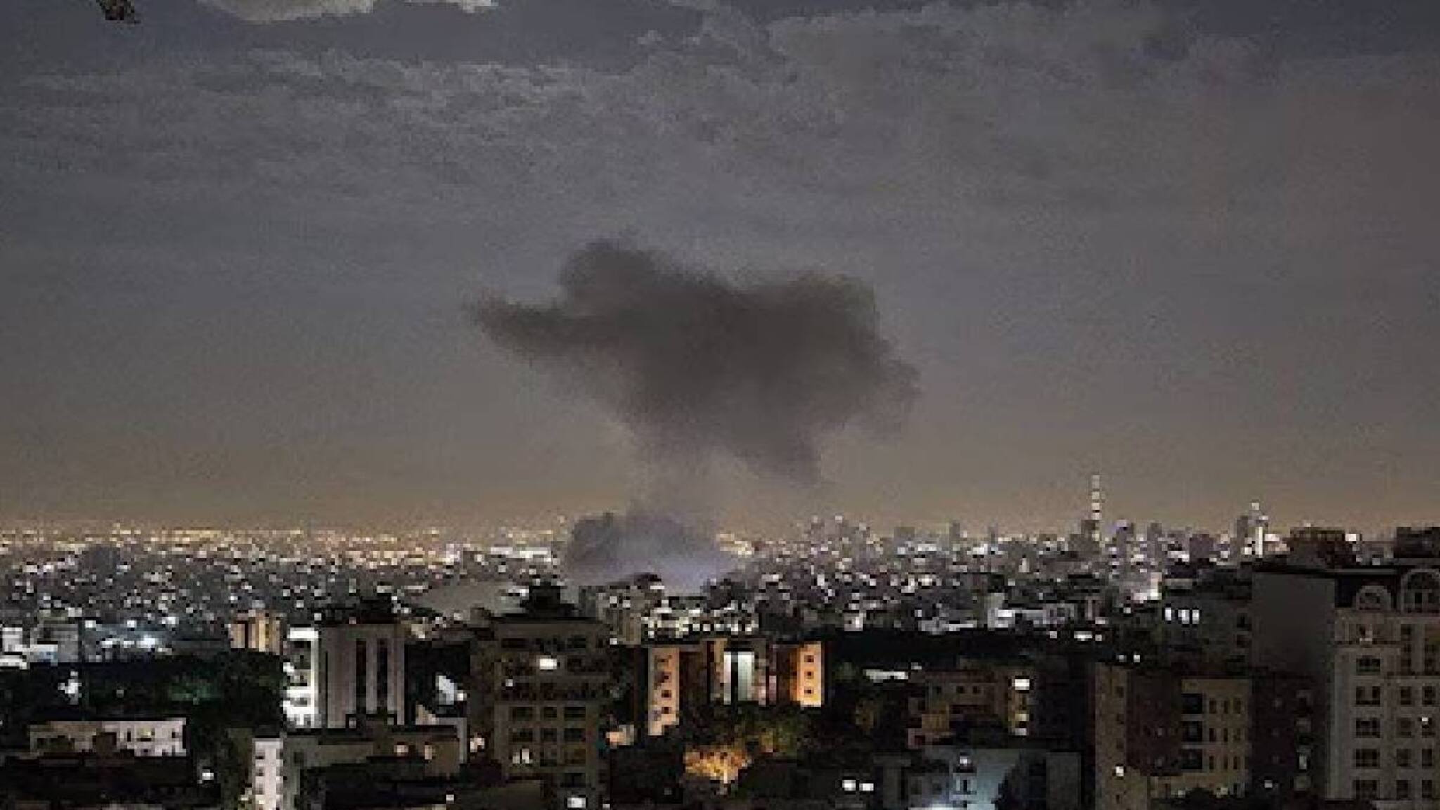 ഇസ്രായേലിനെ ലക്ഷ്യമിട്ട് ഇറാൻ; ആക്രമണങ്ങൾക്ക് തിരിച്ചടി: ഇരു രാജ്യങ്ങളിലും നിരവധി മരണം