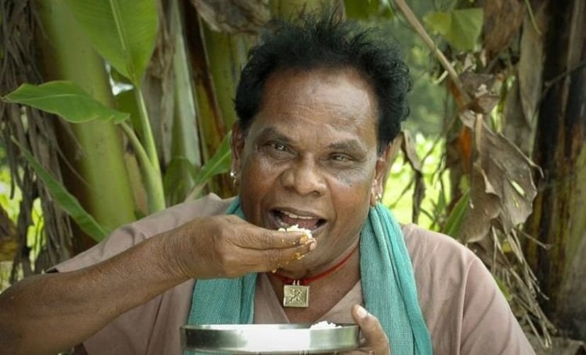  സിനിമാ സംഘടനയുടെ ഭരണത്തിൻ്റെ മേൽ കടുത്ത വിമർശനം നടത്തുകയും തമിഴ് സിനിമയുടെ ഉയർച്ചയ്ക്കു വേണ്ടി പ്രവർത്തിക്കുകയും ചെയ്ത വ്യക്തിയാണ് കുമരിമുത്തു.