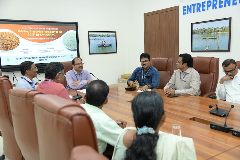  ഒരേ സമയം, മാലിന്യ സംസ്‌കരണവും തീറ്റനിർമാണവും സാധ്യമാക്കുന്നതാണ് സിഎംഎഫ്ആർഐയുടെ സാങ്കേതികവിദ്യ.തീറ്റച്ചെലവ് 25 ശതമാനംവരെ കുറയും. പരിസ്ഥിതി സൗഹൃദ പ്രോട്ടീനിന്റെ മികച്ച ഉറവിടമാണ് ഈ ലാര്‍വകള്‍.അക്വാകൾച്ചർ വ്യവസായത്തിനായി ചെറിയമീനുകളെ അമിതമായി പിടിക്കുന്നത് തടയാൻ ഇത് വഴിയൊരുക്കുമെന്ന് ഗവേഷകർ പറയുന്നു.