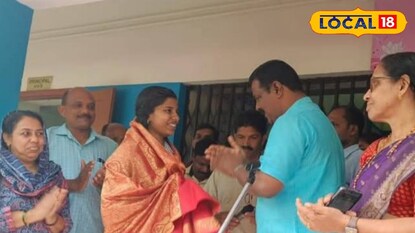 ആദിത്യയെ ആദരിക്കുന്നു