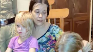 റഷ്യൻ യുവതിയും മക്കളും