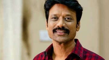പഠിച്ചത് ഹോട്ടൽ ജോലി ചെയ്ത്; ആദ്യ സഹായം നൽകിയത് അജിത്: 56-ലും അവിവാഹിതനായ നടന്റെ പ്രതിഫലം കോടികൾ പഠിച്ചത് ഹോട്ടൽ ജോലി ചെയ്ത്; ആദ്യ സഹായം നൽകിയത് അജിത്: 56-ലും അവിവാഹിതനായ നടന്റെ പ്രതിഫലം കോടികൾ
