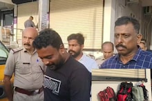 ഈന്തപ്പഴ ബാഗിൽ കടത്താൻശ്രമിച്ച 5 കോടി വിലവരുന്ന ഒന്നേകാൽ കിലോ MDMA പിടികൂടി;  4 പേർ അറസ്റ്റിൽ