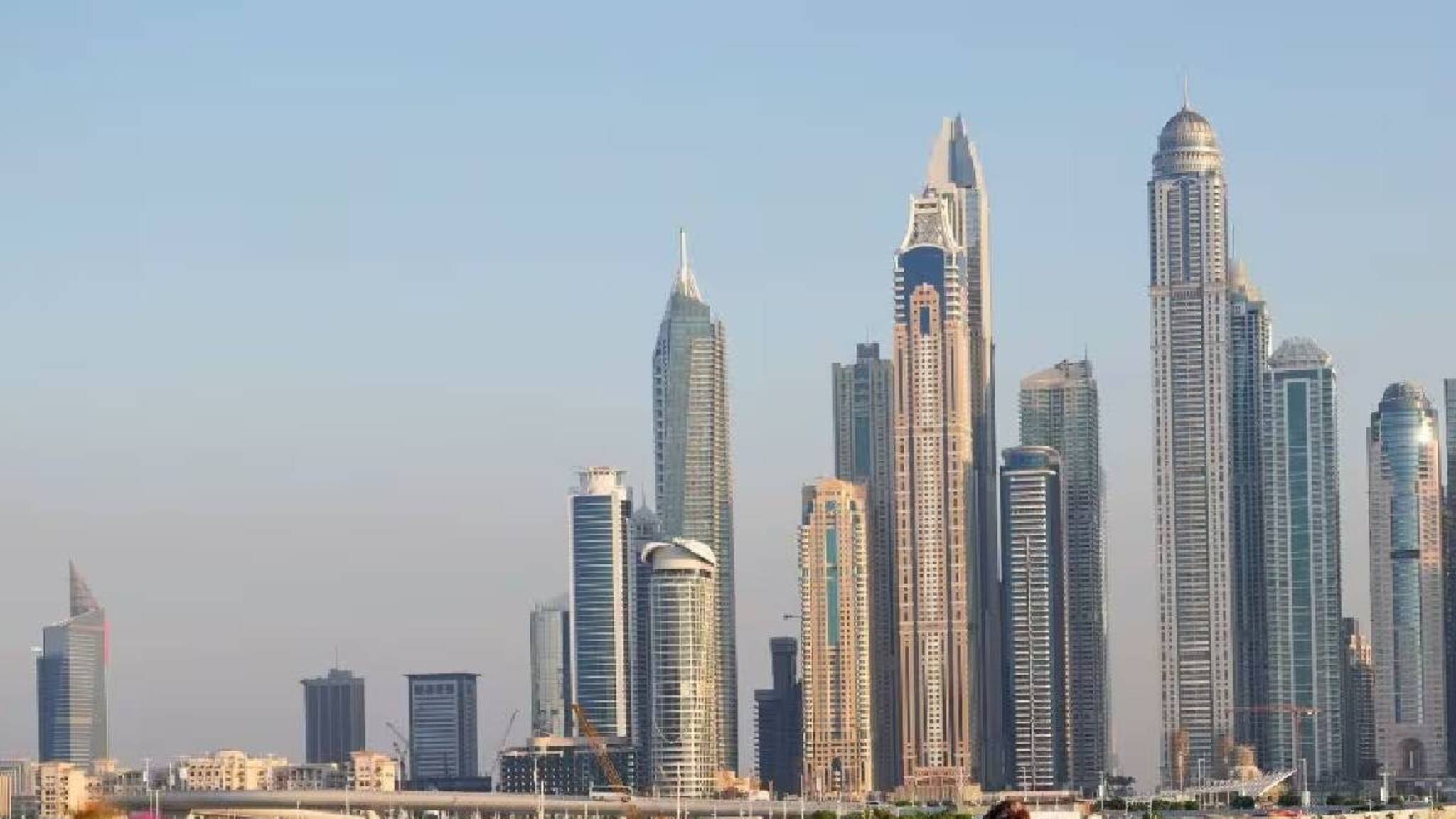 മരുഭൂമിയെ വീണ്ടും ഹരിതാഭമാക്കാൻ ദുബായ്;  ആറ് മാസത്തിനുള്ളില്‍ എമിറേറ്റിൽ നട്ടത് മൂന്ന് ലക്ഷം മരങ്ങള്‍