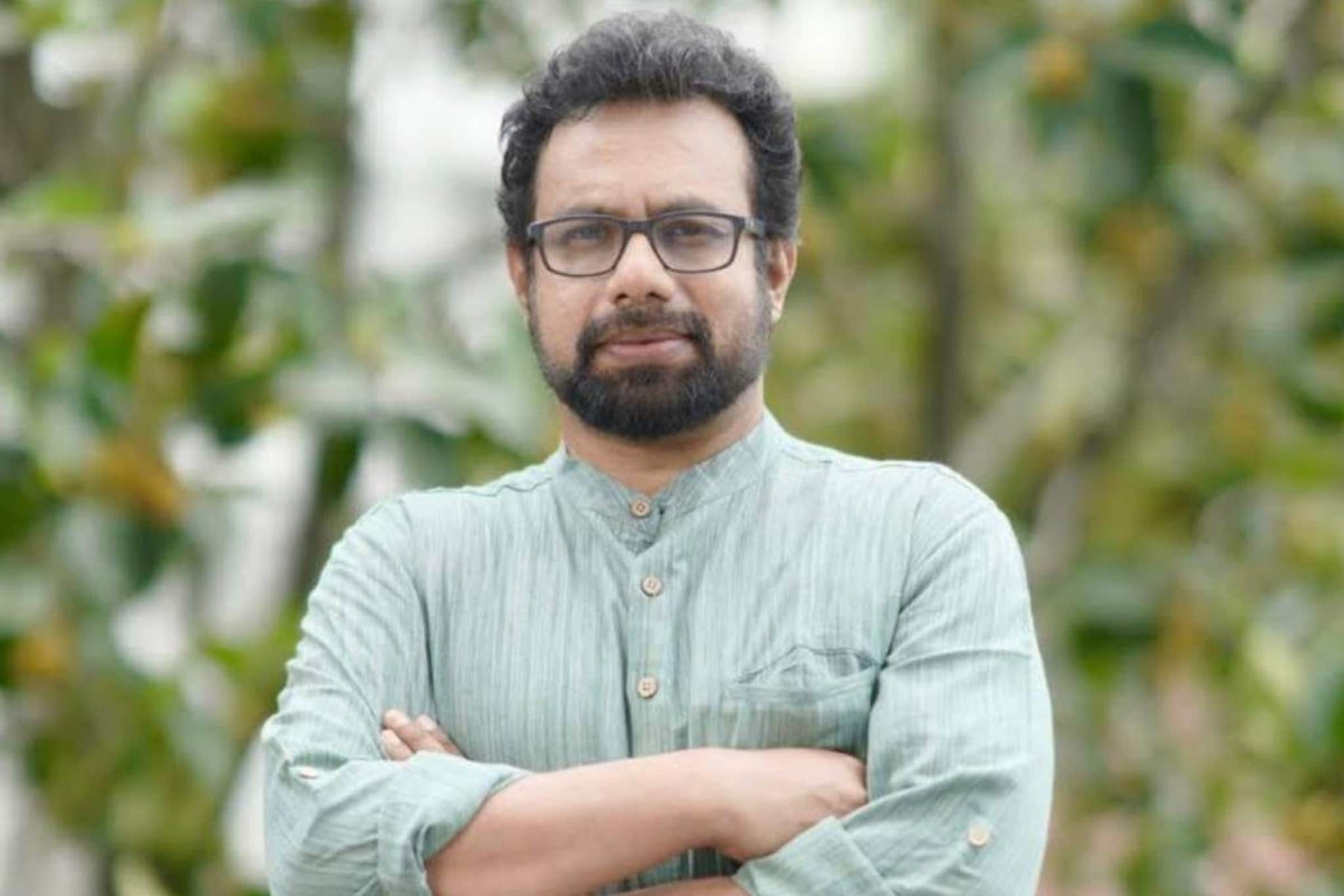 'സൈബർ ആക്രമണം തുടർന്നാൽ എല്ലാം വിളിച്ച് പറയുമെന്ന് ഉണ്ണിത്താൻ'; കേൾക്കാൻ കേരളവും ആഗ്രഹിക്കുന്നു: ജോൺ ബ്രിട്ടാസ്