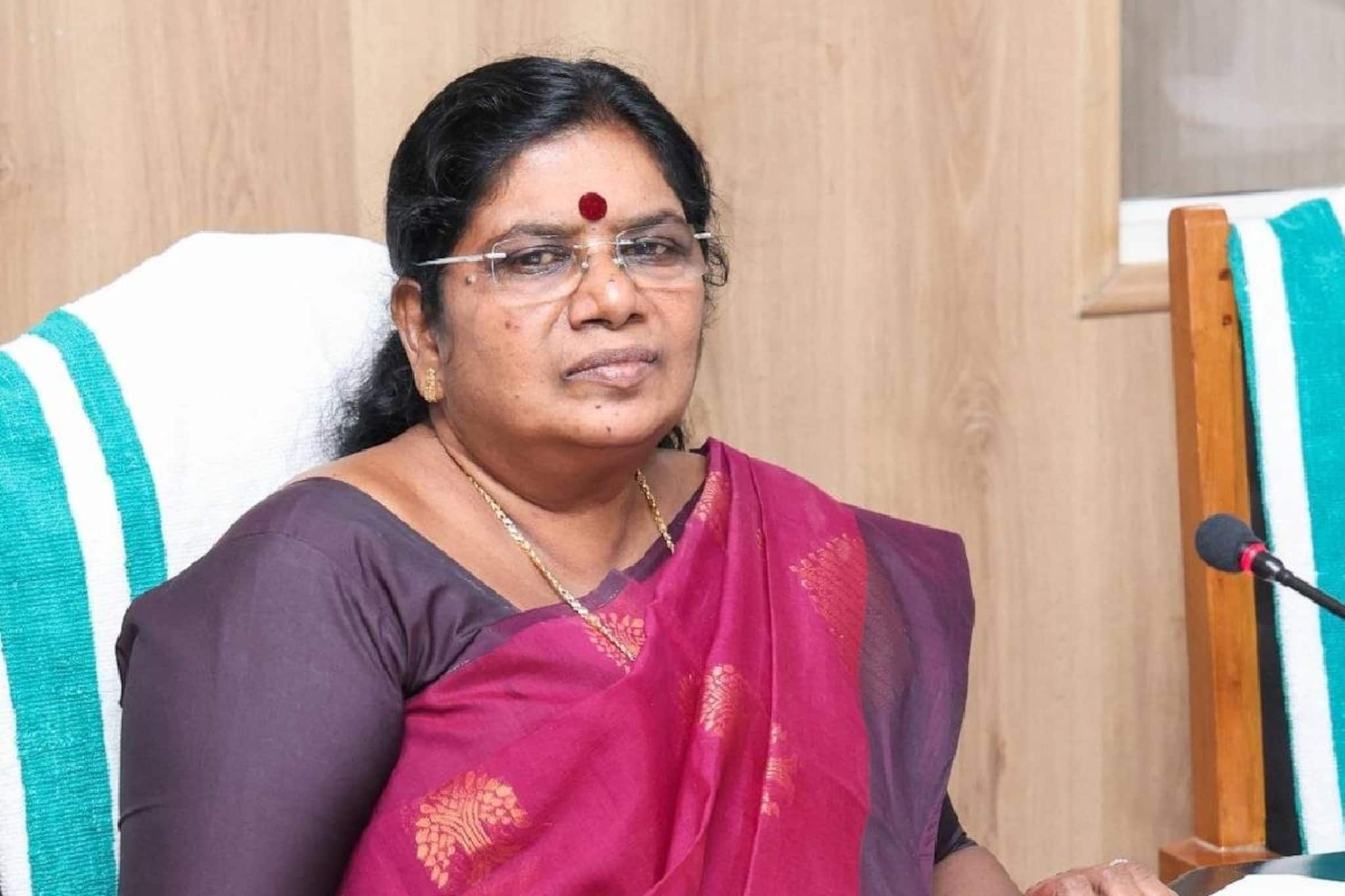 മന്ത്രി ചിഞ്ചുറാണി മിഥുന്റെ വീട്ടിലെത്തി കുടുംബാംഗങ്ങളെ ആശ്വസിപ്പിച്ചു; പ്രസ്താവനയില്‍ ഖേദം പ്രകടി