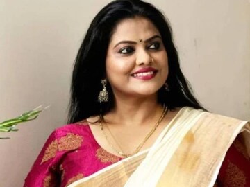മിനു മുനീര്‍