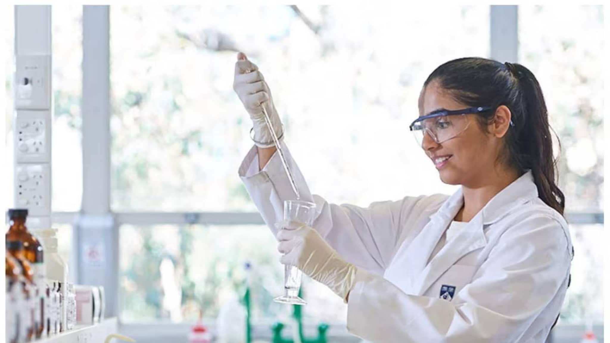 ഫാര്‍മസി, ഹെൽത്ത് ഇൻസ്പെക്ടർ കോഴ്സുകള്‍ പഠിക്കണോ? ഇപ്പോൾ അപേക്ഷിക്കാം