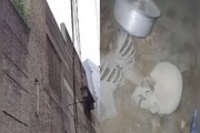 ക്രിക്കറ്റ് ബോൾ തപ്പി ചെന്ന വീട്ടില്‍ 10 വര്‍ഷം പഴക്കമുള്ള അസ്ഥികൂടം; തിരിച്ചറിഞ്ഞത്  ഫോണിലെ മിസ് കോളുകൾ വഴി