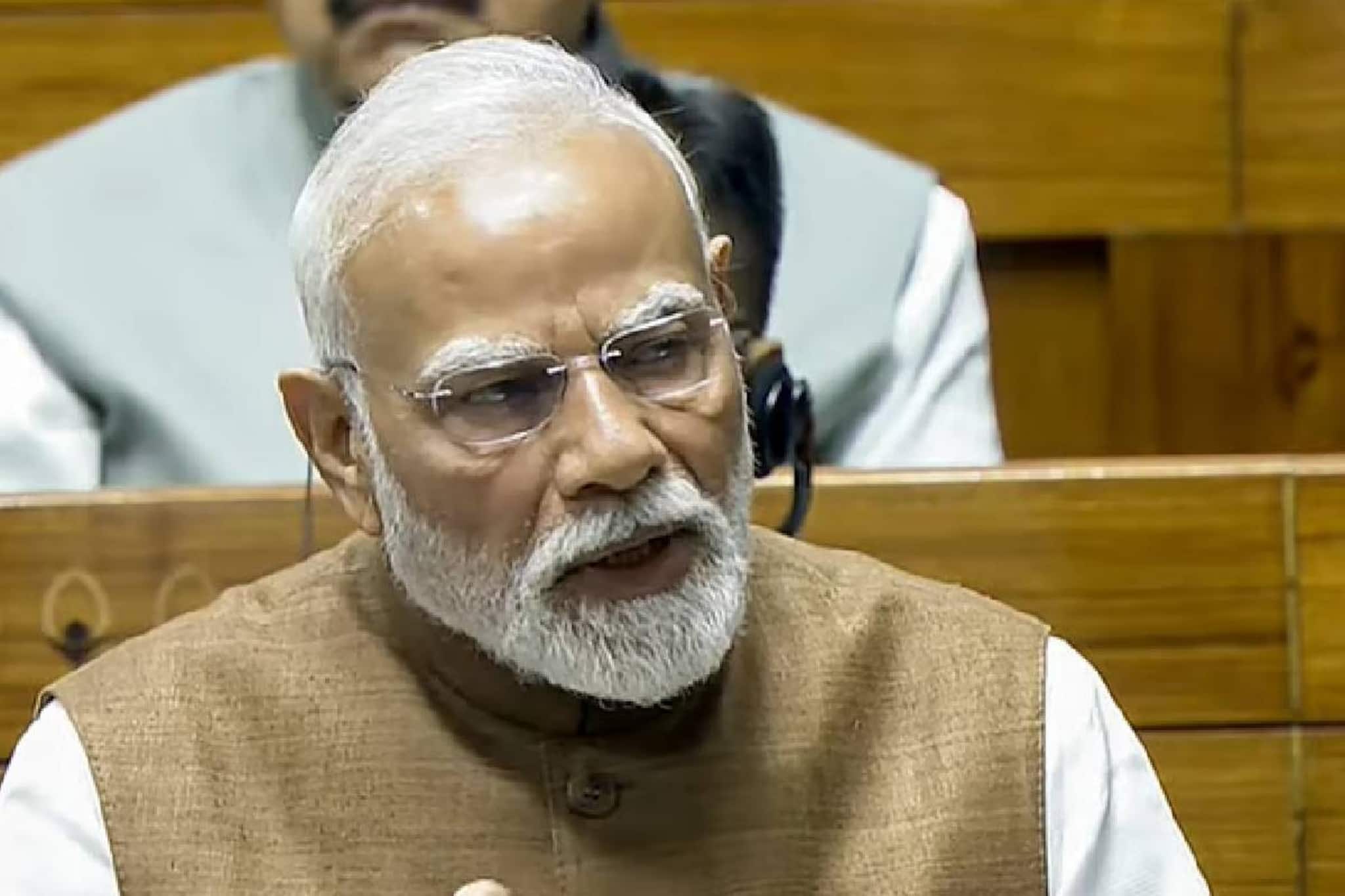 'വെടിനിർത്തലിനുവേണ്ടി പാകിസ്ഥാൻ യാചിച്ചു'; ഓപ്പറേഷൻ സിന്ദൂർ ചർച്ചയിൽ പ്രധാനമന്ത്രി നരേന്ദ്ര മോദി