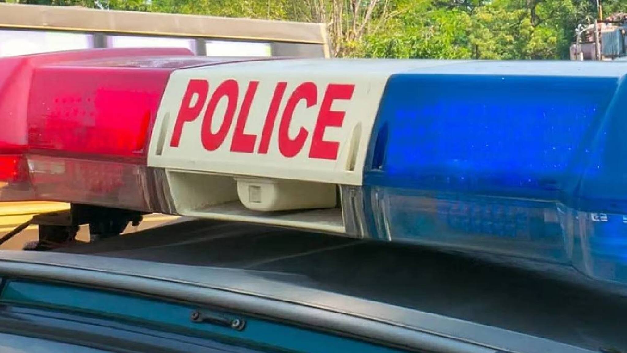 വാടകവീട്ടിൽ അർധരാത്രി ഗുണ്ടാ-കവർച്ച സംഘത്തിലെ 34 പേർ ഒത്തുകൂടി; നൂറോളം പോലീസുകാർ വീടുവളഞ്ഞുപിടികൂടി