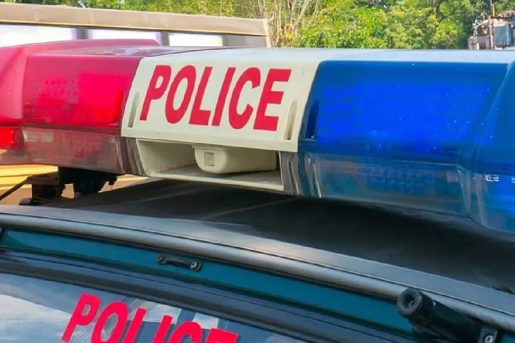 സ്പായിൽ പോയ വിവരം വീട്ടിൽ അറിയിക്കുമെന്ന് ഭീഷണിപ്പെടുത്തി എസ്ഐ സിപിഒയിൽ നിന്ന് 4 ലക്ഷം രൂപ തട്ടിയെടുത്തു സ്പായിൽ പോയ വിവരം വീട്ടിൽ അറിയിക്കുമെന്ന് ഭീഷണിപ്പെടുത്തി എസ്ഐ സിപിഒയിൽ നിന്ന് 4 ലക്ഷം രൂപ തട്ടിയെടുത്തു