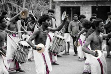 ക്ഷേത്രങ്ങളില്‍ ശിങ്കാരി മേളമാകാം; ഉത്തരവിലെ പിഴവെന്ന് ദേവസ്വം ബോര്‍ഡ്
