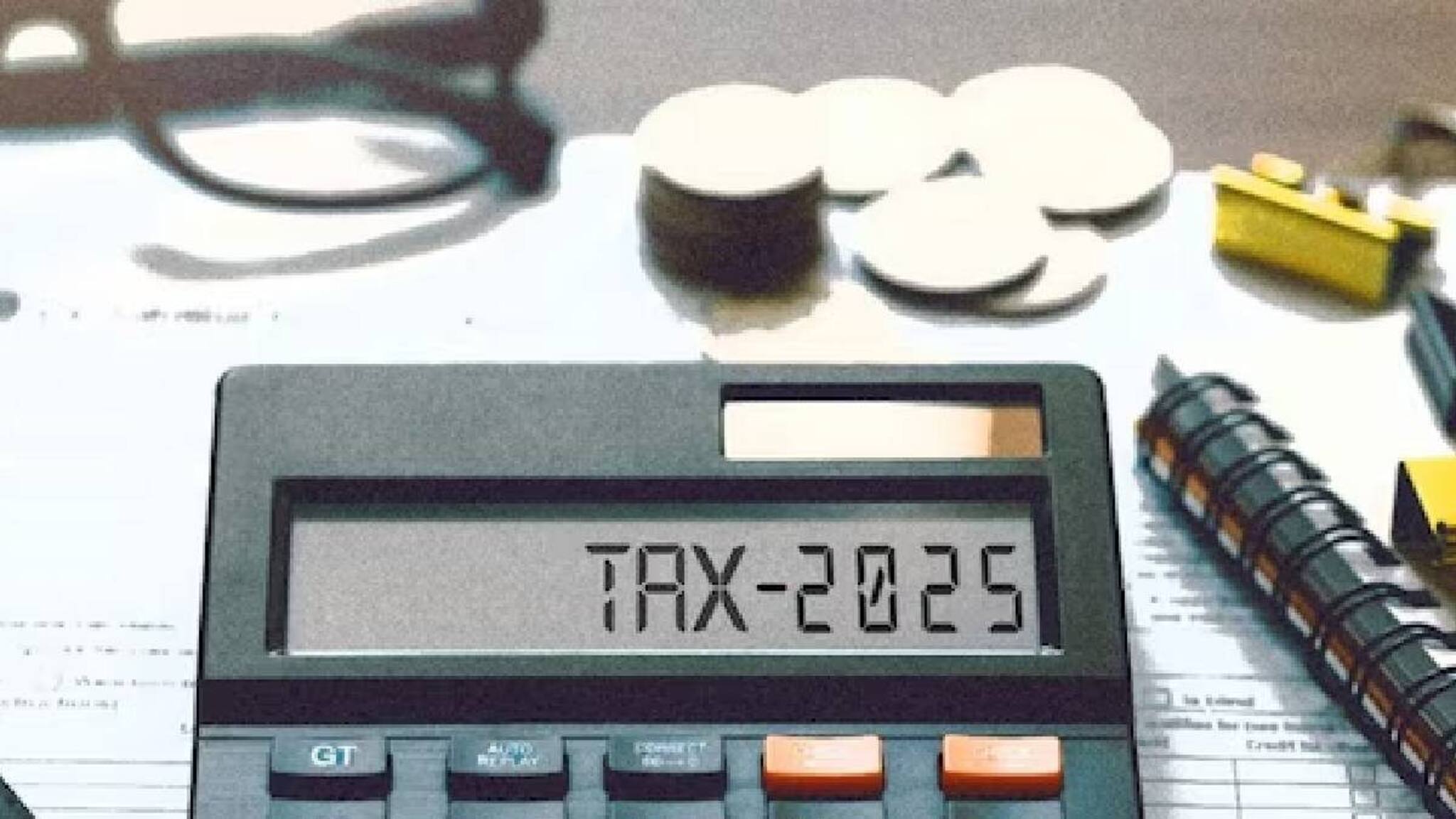 ഇത്തവണ ആദായ നികുതി റിട്ടേണ്‍ ഫയല്‍ ചെയ്യുമ്പോൾ എന്തൊക്കെ ശ്രദ്ധിക്കണം