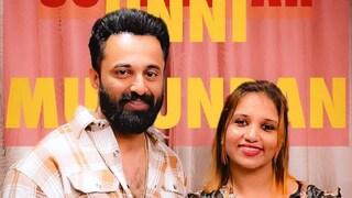 ഉണ്ണി മുകുന്ദനൊപ്പം റിൻസി ഉണ്ണി മുകുന്ദനൊപ്പം റിൻസി