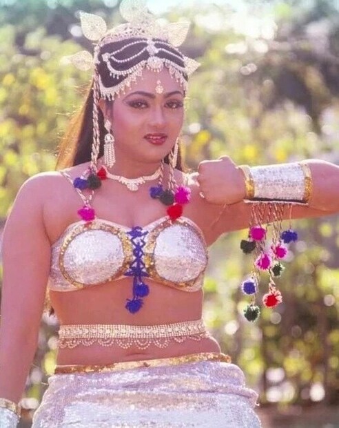 Anuradha Actress, Actress Anuradha , item dancer Anuradha , Anuradha viral ,Anuradha photos, Anuradha latest, Anuradha , malayalam actress Anuradha , Anuradha movies, Anuradha item songs, Anuradha family, Anuradha husband, Anuradha husband death, Anuradha husband accident , Anuradha and satheesh kumar, Actress Anuradha who get married at 20, sold her assets for treatment of her husband, tragedy life, anuradha life story, അനുരാധ, നടി അനുരാധ, ഐറ്റം ഡാൻസർ അനുരാധ, അനുരാധ വൈറൽ ,അനുരാധ ഫോട്ടോസ് , അനുരാധ ലേറ്റസ്റ്റ് , അനുരാധ കുടുംബം , അനുരാധ ഭർത്താവ് , അനുരാധ സതീഷ് കുമാർ , അനുരാധ ഭർത്താവ് ആക്സിഡന്റ് , അനുരാധ ഭർത്താവ് മരണം , അനുരാധ സിനിമകൾ , അനുരാധ ഐറ്റം പാട്ടുകൾ , 13-ാം വയസിൽ സിനിമയിലെത്തി,20-ാം വയസിൽ വിവാഹം,വാഹനാപകടത്തിൽ കോമയിലായ, ഭർത്താവിനായി സ്വത്തെല്ലാം വിറ്റ നടി, ജീവിതകഥ , അനുരാധ ജീവിതകഥ