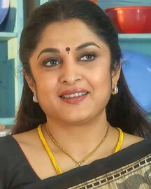 നടി രമ്യ കൃഷ്ണന് ഇത്രയും വലിയ മകനോ? സോഷ്യൽ മീഡിയയിൽ വൈറലാകുന്ന ചിത്രം കാണാം