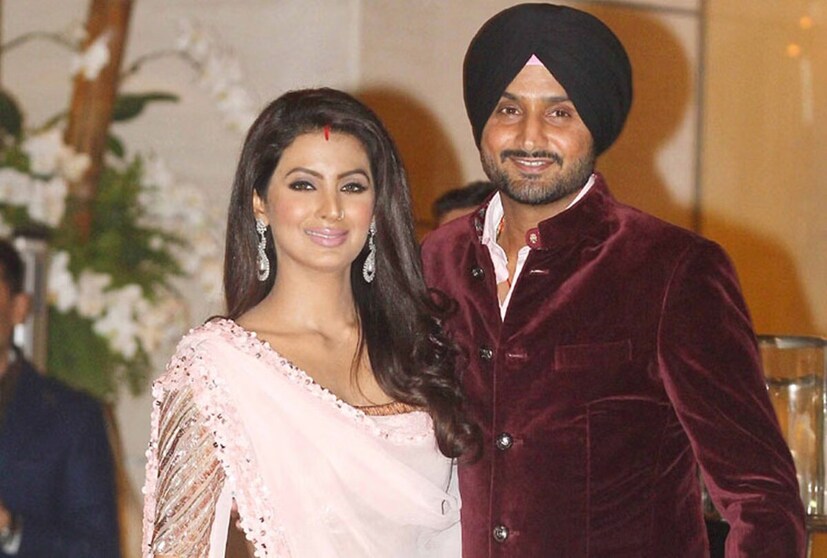 Cricket, Team India, Actress, Actress love, Actress Geeta Basra, Harbhajan Singh, Harbhajan Singh Love, Harbhajan Singh Geeta Basra Love Story, Indian cricketer love story, geeta basra, harbhajan singh, geeta basra harbhajan singh, geeta basra love story, harbhajan singh geeta basra, Harbhajan Singh latest , Harbhajan Singh viral, Harbhajan Singh lovestory , Harbhajan Singh photos, Harbhajan Singh family, Harbhajan Singh kids, harbhajan singh fall in love with actress geeta basra,viral story, ഹർഭജൻ സിങ് , ഹർഭജൻ സിങ് വൈറൽ , ഹർഭജൻ സിങ് കുടുംബം , ഹർഭജൻ സിങ് കുട്ടികൾ , ഹർഭജൻ സിങ് ലേറ്റസ്റ്റ് , ഹർഭജൻ സിങ് ഭാര്യ , ഹർഭജൻ സിങ് പ്രണയകഥ,ഗീത ബസ്ര, നടി ഗീത ബസ്ര, ഗീത ബസ്ര ഭർത്താവ് , പോസ്റ്റ് കണ്ട് പ്രണയം,10 മാസത്തിനുള്ളിൽ 300 വിക്കറ്റുകൾ,സ്വീകരിക്കാമെന്ന് നടി,മുൻ ഇന്ത്യൻ ക്രിക്കറ്റ് താരത്തിന്റെ പ്രണയകഥ
