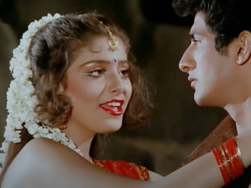 14-ാം വയസ്സിൽ സിനിമയിലെത്തി; 21-ാം വയസ്സിൽ അമ്മയായി; തെറ്റായ തീരുമാനം കാരണം സിനിമയിൽ നിന്ന് അപ്രത്യക്ഷയായ നടി! 14-ാം വയസ്സിൽ സിനിമയിലെത്തി; 21-ാം വയസ്സിൽ അമ്മയായി; തെറ്റായ തീരുമാനം കാരണം സിനിമയിൽ നിന്ന് അപ്രത്യക്ഷയായ നടി!