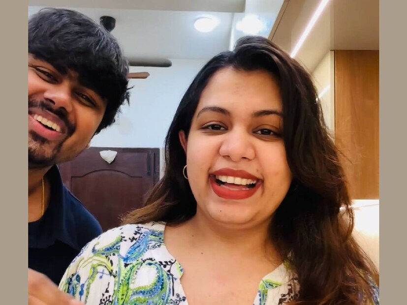 എന്താണ്, അല്ലെങ്കിൽ എവിടെയാണ് വരുമാനം എന്ന കാര്യത്തിൽ കൃഷ്ണ സഹോദരിമാർ ആരും തുറന്നു പറയലുകൾ നടത്തിയിട്ടില്ല. റെഡിറ്റ് എന്ന പ്ലാറ്റ്‌ഫോം പക്ഷേ ഇത്തരം കാര്യങ്ങൾ ചർച്ച ചെയ്യുന്ന സൂക്ഷ്മ നിരീക്ഷകരുടെ താവളമാണ്. ഓരോ പോസ്റ്റിനും റീലിനും സ്റ്റോറിക്കും ദിയ കൃഷ്ണ ചാർജ് ചെയ്യുന്ന റേറ്റ് എത്രയെന്നുള്ള വിവരം ഇവിടെക്കാണാം. ദിയ കൃഷ്ണ ഇതുവരെയും സ്‌പെഷൽ സബ്സ്ക്രിപ്ഷൻ സേവനങ്ങൾ അവരുടെ പേജുകളിൽ ആരംഭിച്ചിട്ടുമില്ല. ദിയയുടെ പക്കൽ ഒരു കൊളാബറേഷന് അന്വേഷണം നടത്തിയ ആൾ നൽകിയത് എന്ന് പറയപ്പെടുന്ന വിവരമാണ് ഇവിടെ പ്രചരിക്കുന്നത്
