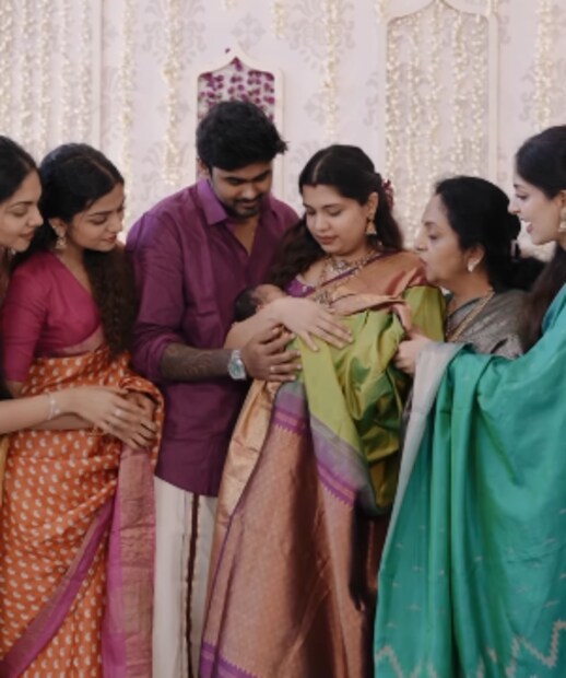  ഇക്കഴിഞ്ഞ ജൂലൈ 5-നാണ് ദിയയ്ക്ക് മകൻ പിറന്നത്. ദിയയുടെ കുടുംബത്തിലെ എല്ലാ ആഘോഷങ്ങളും നടക്കുന്ന ലക്ഷ്വറി ഹോട്ടലിൽ വച്ച് തന്നെയായിരുന്നു നൂലുക്കെട്ട് ചടങ്ങും നടന്നത്. ചടങ്ങിന് കുഞ്ഞിനെ അണിയിക്കാനായി രണ്ട് ദിവസം മുമ്പ് ലക്ഷങ്ങളുടെ സ്വർണ്ണാഭരണങ്ങൾ ദിയ വാങ്ങിയിരുന്നു. ദിയയുടെ മൂന്ന് സഹോ​ദരിമാരും കുഞ്ഞിനായി ആഭരണങ്ങൾ വാങ്ങിയിരുന്നു. ചുരുക്കത്തിൽ രണ്ട് കുടുംബങ്ങളും ചേർന്ന് കുഞ്ഞിനെ പൊന്നണിയിച്ച് സ്നേഹം കൊണ്ട് മൂടിയിരിക്കുകയാണ്.