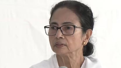 മമത ബാനർജി