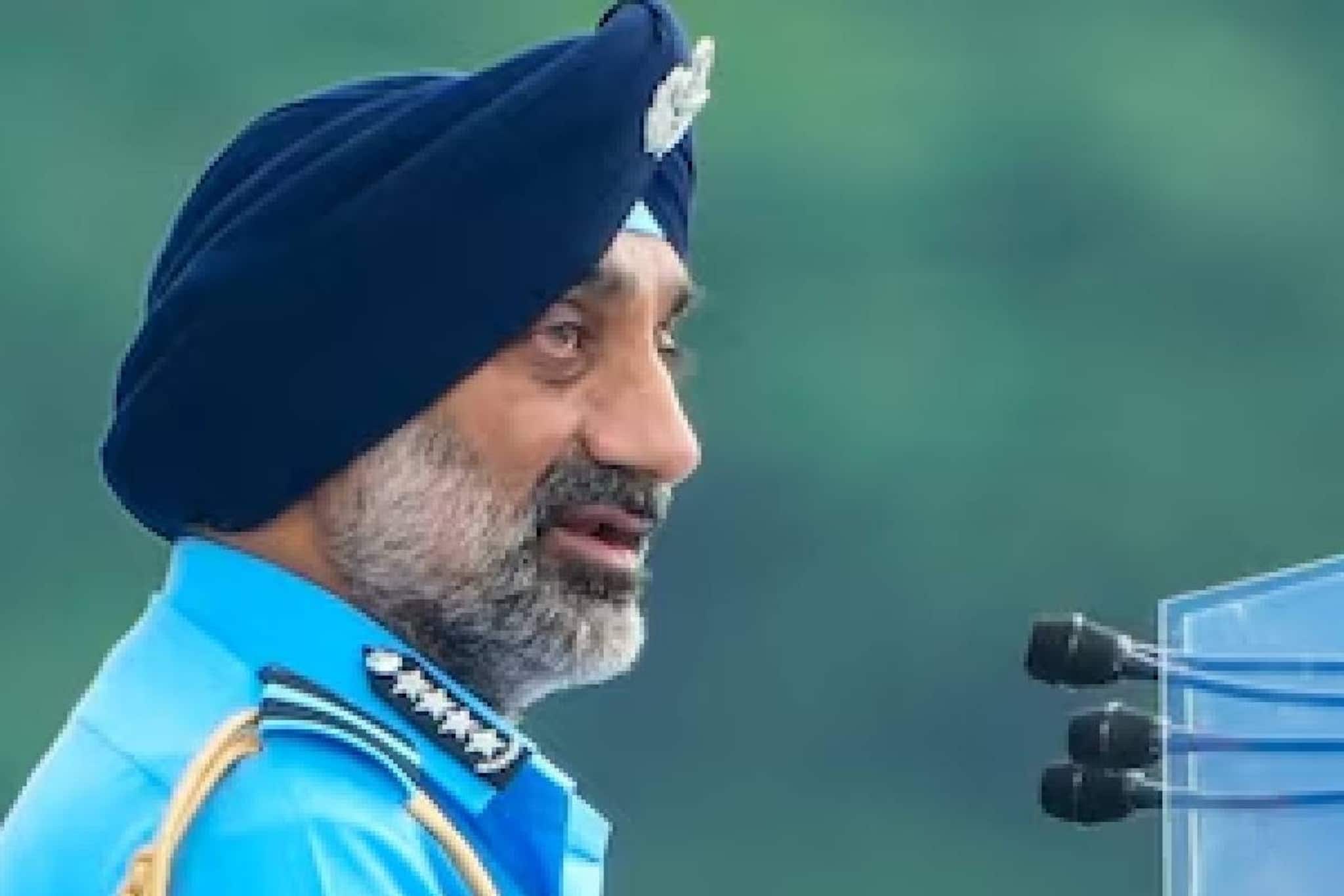 'ഓപ്പറേഷൻ സിന്ദൂറിൽ പാകിസ്ഥാന്റെ 5 യുദ്ധവിമാനങ്ങളും ഒരു വ്യോമനിരീക്ഷണ വിമാനവും തകർത്തു'; വ്യോമസേനാ മേധാവി