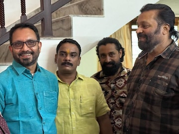 കെ സുരേന്ദ്രൻ‌ സുരേഷ് ഗോപിയോടൊപ്പം