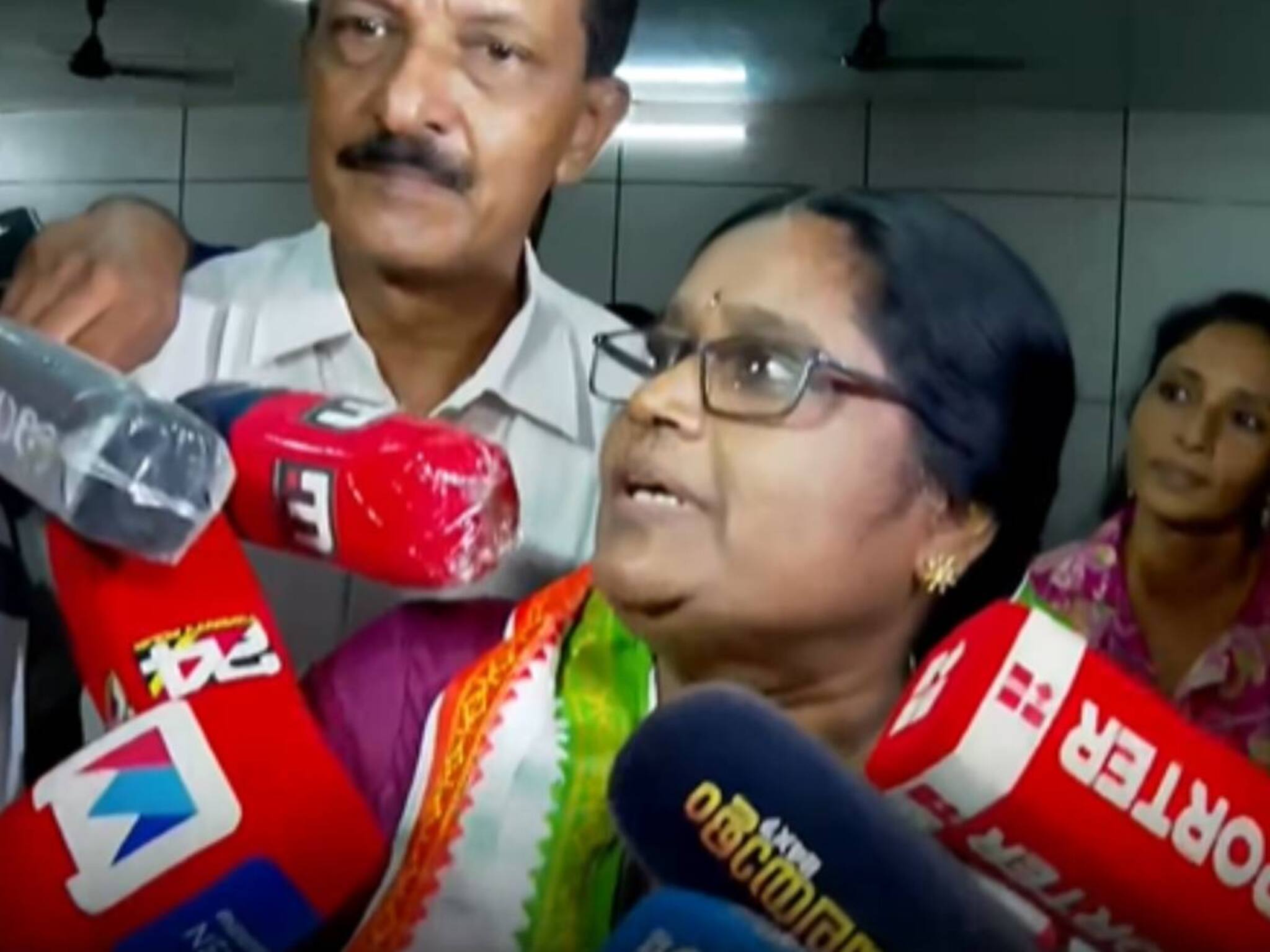 സിപിഎം വിമത കലാ രാജു യുഡിഎഫിനെ പിന്തുണച്ചു; കൂത്താട്ടുകുളം നഗരസഭാ ഭരണം എൽഡിഎഫിന് നഷ്ടമായി