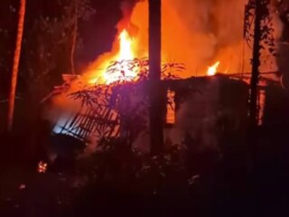 വീടിന് തീപിടിച്ചപ്പോൾ 