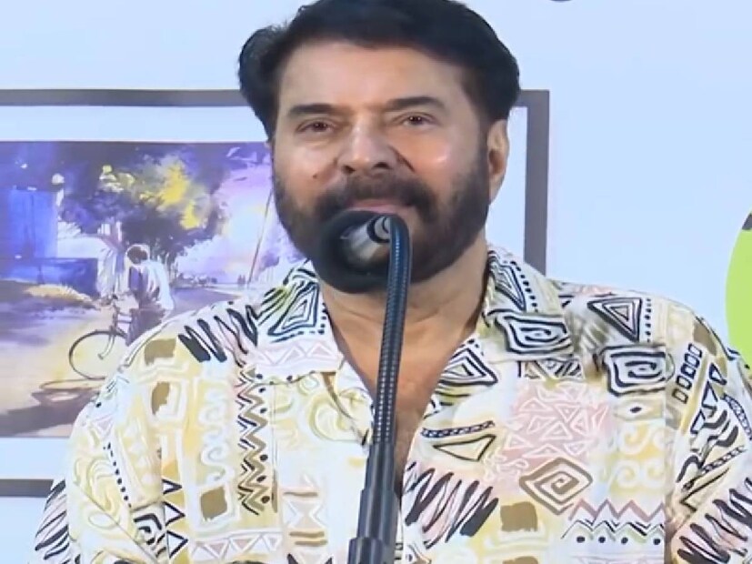  "ചികിത്സയുടെ ആദ്യ കാലഘട്ടത്തിൽ ഭക്ഷണത്തിനു രുചി ഇല്ലെന്നും മണം കിട്ടുന്നില്ല എന്നും അദ്ദേഹം പറയുമായിരുന്നു. ഇപ്പോൾ അതെല്ലാം മാറി. അദ്ദേഹം അധികം വൈകാതെ ആൾക്കൂട്ടത്തിനിടയിലേക്കിറങ്ങും. മമ്മൂട്ടി തന്നെ വിളിച്ച് അദ്ദേഹം പൂർണമായും സുഖപ്പെട്ടു എന്ന് അറിയിച്ചു," ശ്രീരാമൻ പറഞ്ഞു. അതേസമയം, മമ്മൂട്ടി ഒരു രോഗിയായി ഒരിക്കലും സ്വയം തളച്ചിട്ട വ്യക്തിയുമല്ല എന്ന് ശ്രീരാമൻ. ചികിത്സാവേളയിലും അദ്ദേഹം തന്റെ മനസിലെ ചുറുചുറുക്കുള്ള യുവാവിനെ നിലനിർത്തി എന്ന കാര്യവും ശ്രീരാമൻ ഓർത്തു (തുടർന്ന് വായിക്കുക)
