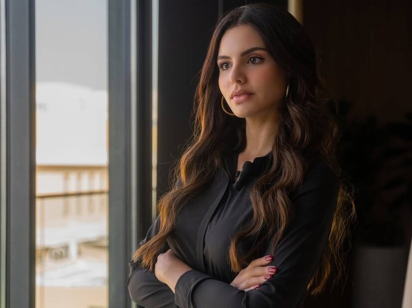 nadeen ayoub palestine model announces partcipation in miss universe 2025