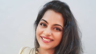 താരാ ടോജോ അലക്സ് താരാ ടോജോ അലക്സ്