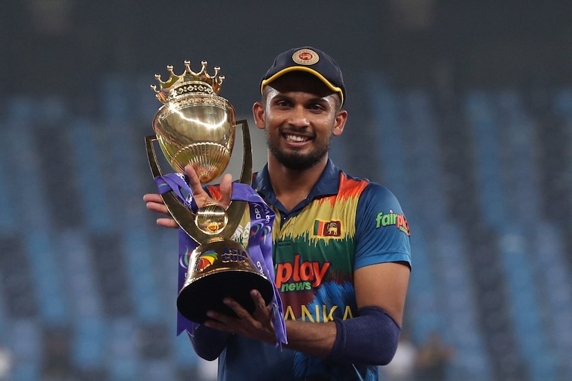  ദസുൻ ഷനക (ശ്രീലങ്ക, 2022) - ദസുൻ ഷനകയുടെ നേതൃത്വത്തിൽ ശ്രീലങ്ക 2022 ഏഷ്യാ കപ്പ് നേടി. 2022 സെപ്റ്റംബർ 11 ന് നടന്ന ഫൈനലിൽ ശ്രീലങ്ക പാകിസ്ഥാനെ 23 റൺസിന് പരാജയപ്പെടുത്തി. (ചിത്രത്തിന് കടപ്പാട്: AFP)
