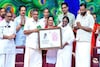 മാതാ അമൃതാനന്ദമയിക്ക്‌ സർക്കാരിൻ്റെ  ആദരവുമായി മന്ത്രി സജി ചെറിയാൻ അമൃതപുരിയിൽ