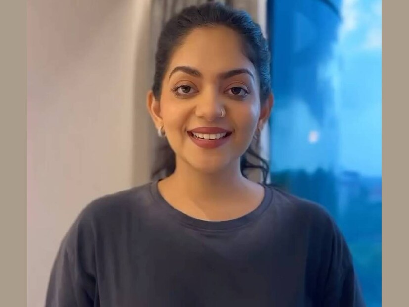 സിന്ധു കൃഷ്ണയുടെ മൂത്ത മകളായ അഹാന കൃഷ്ണയ്ക്കും മൂന്നാമത്തെ മകളായ ഇഷാനി കൃഷ്ണയ്ക്കുമാണ് മോശം അനുഭവങ്ങളിലൂടെ കടന്നുപോകേണ്ടതായി വന്നത്. ഇരുവരും ഇവിടുത്തെ മോഷണത്തിന്റെ ദൂഷ്യവശങ്ങൾ നേരിടേണ്ടി വന്നു. ലണ്ടനിലെ യാത്രയ്ക്കിടെയാണ് ഇഷാനി കൃഷ്ണയ്ക്ക് അവരുടെ വിലയേറിയ സ്മാർട്ട് ഫോൺ നഷ്‌ടമായത്‌. ആ അനുഭവം ഒരിക്കൽ വ്‌ളോഗിലൂടെ ഇഷാനി പറഞ്ഞിട്ടുണ്ട്. പക്ഷേ, അതിലേറെ വിലപ്പെട്ട വസ്തുവാണ് അഹാനയ്ക്ക് നഷ്‌ടപ്പെട്ടത്‌