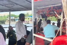 കുറഞ്ഞത് 20 കോടി പ്രതിഫലം നേടുന്ന നടൻ; യാത്ര സാധാരണക്കാർക്കൊപ്പം ബോട്ടിൽ