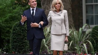 ഇമ്മാനുവല് മാക്രോണ്, ബ്രിജിറ്റ് മാക്രോണ് ഇമ്മാനുവല് മാക്രോണ്, ബ്രിജിറ്റ് മാക്രോണ്
