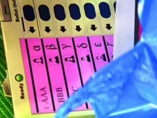 ഇവിഎം ബാലറ്റിലെ സ്ഥാനാര്ഥികളുടെ ഫോട്ടോ ഇനി മുതല് കളറില് ഇവിഎം ബാലറ്റിലെ സ്ഥാനാര്ഥികളുടെ ഫോട്ടോ ഇനി മുതല് കളറില്